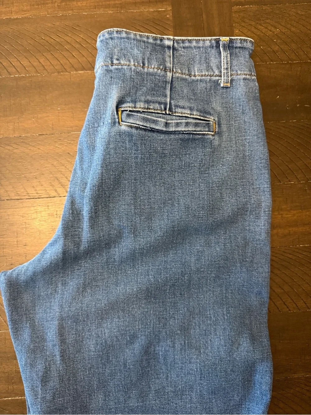 Banana Republic High Rise Straight Fit Dark Wash Women Capri Style Jeans 32x25.